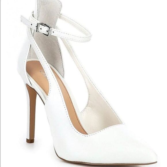Gianni Bini White Lulaa Leather Cut-Out Pumps Size 8 - Picture 1 of 10